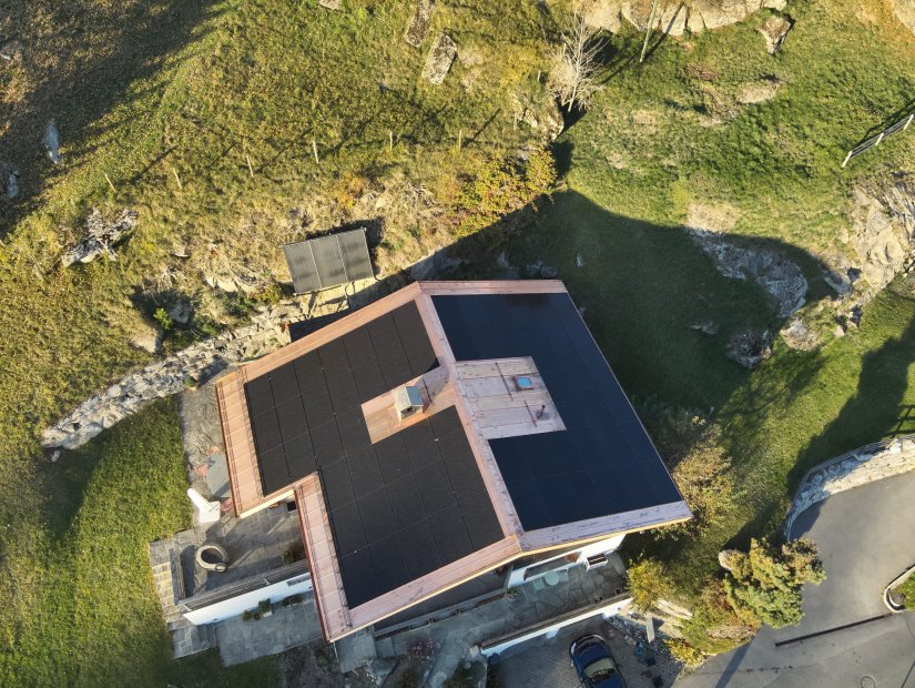 Einfamilienhaus mit Photovoltaikanlage der Elektro W&auml;ger AG